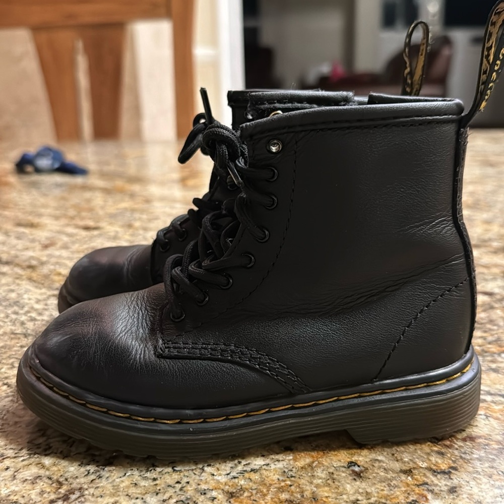 Dr. Martens Air Wair Kids Toddler Size US 9 Black Lace Up Boots 1460T Doc Marten